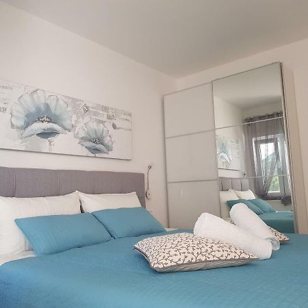 Evita Fazana Premium Studio Apartments المظهر الخارجي الصورة