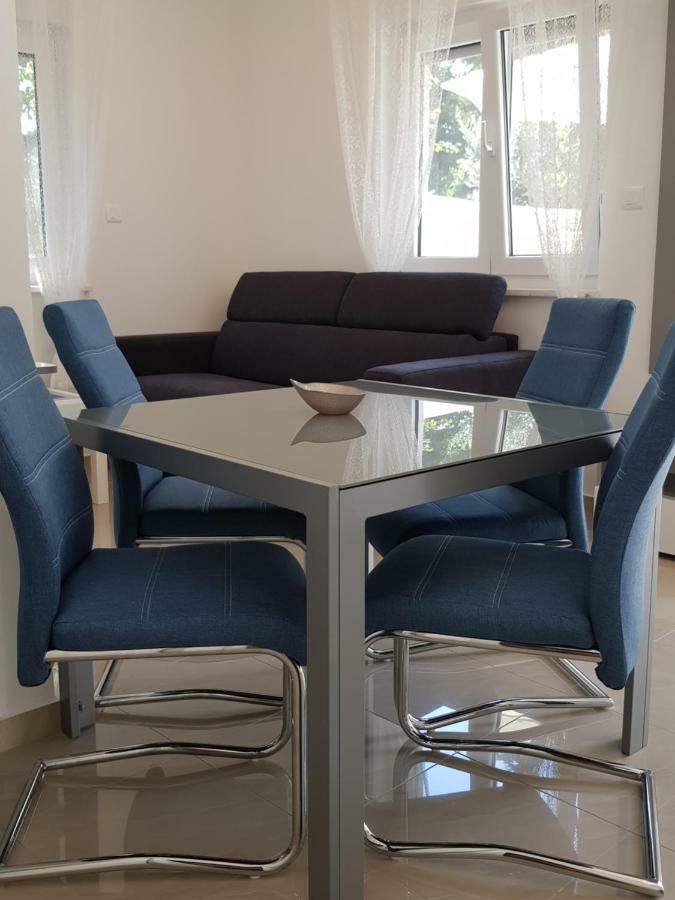 Evita Fazana Premium Studio Apartments المظهر الخارجي الصورة