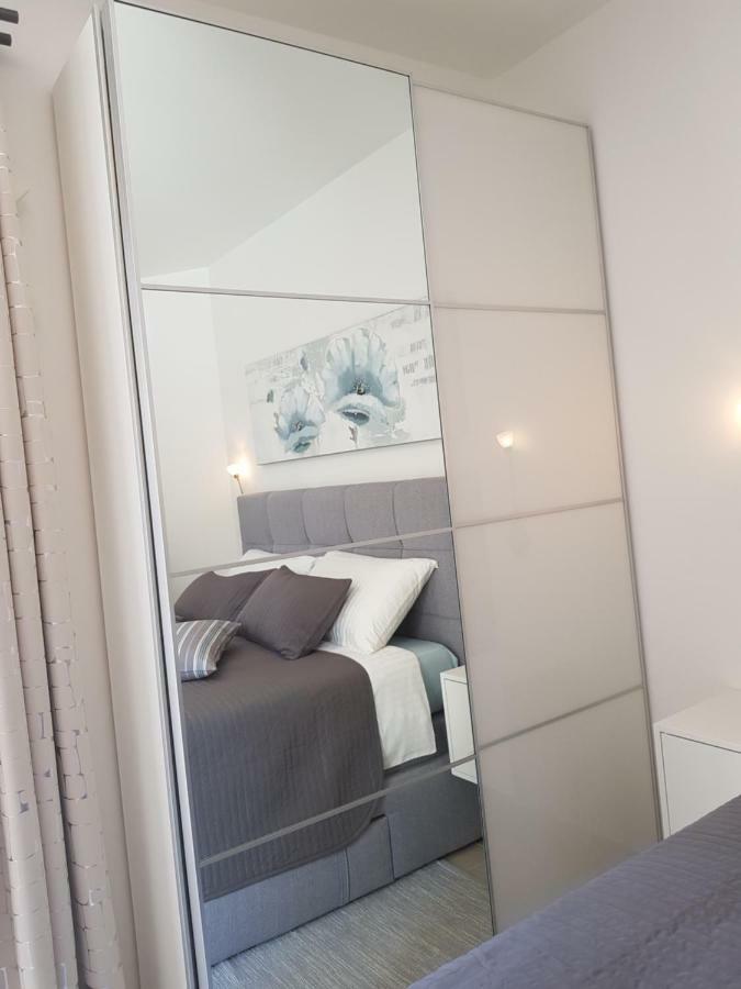 Evita Fazana Premium Studio Apartments المظهر الخارجي الصورة
