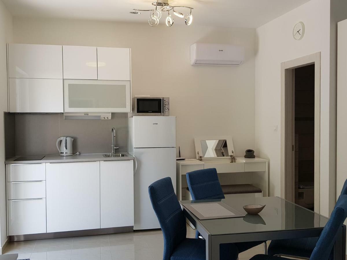 Evita Fazana Premium Studio Apartments المظهر الخارجي الصورة